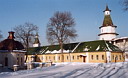 Кельи, где живут монахи